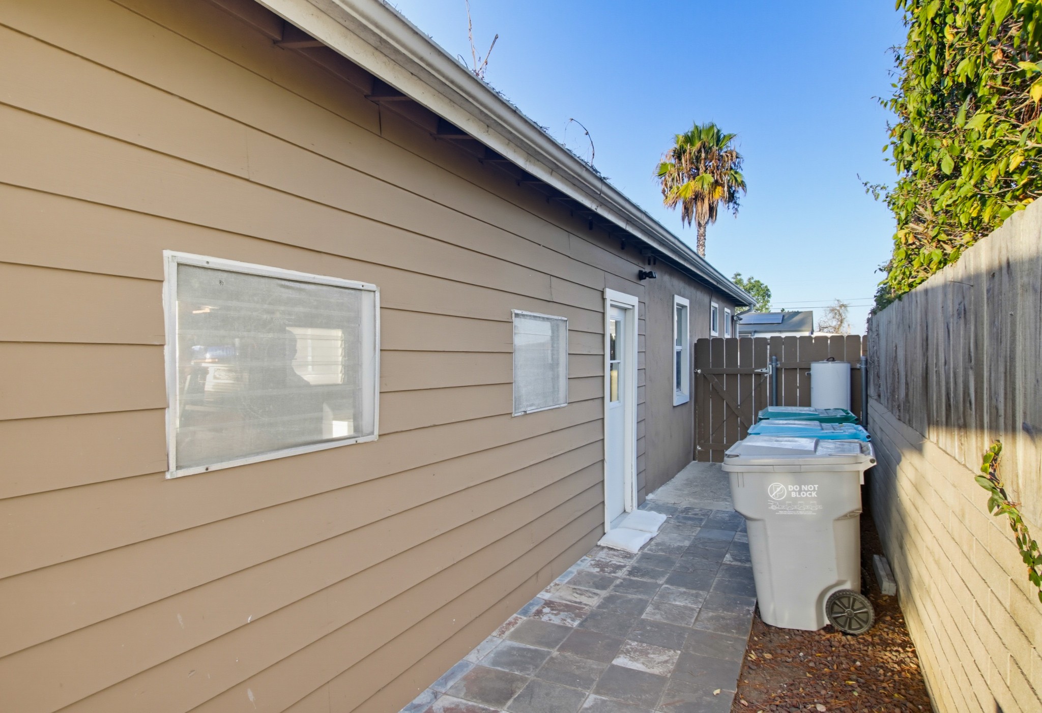 Virtual tour photo 84 of 84 for 4034 Epanow Ave