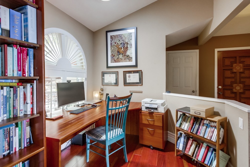 Virtual tour photo 25 of 69 for 4036 Ampudia St