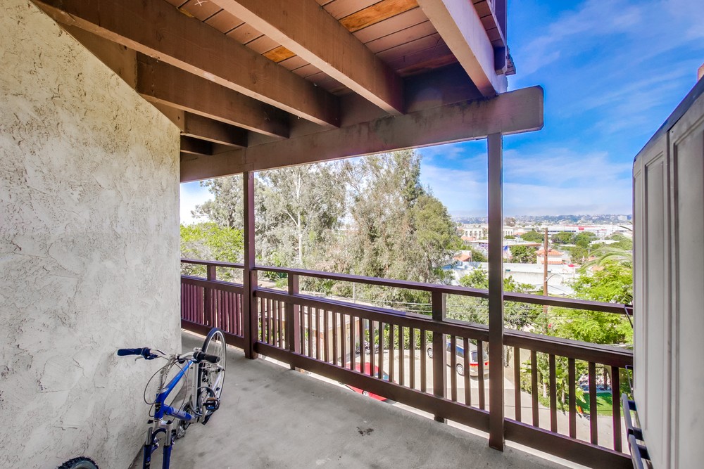 Virtual tour photo 49 of 69 for 4036 Ampudia St