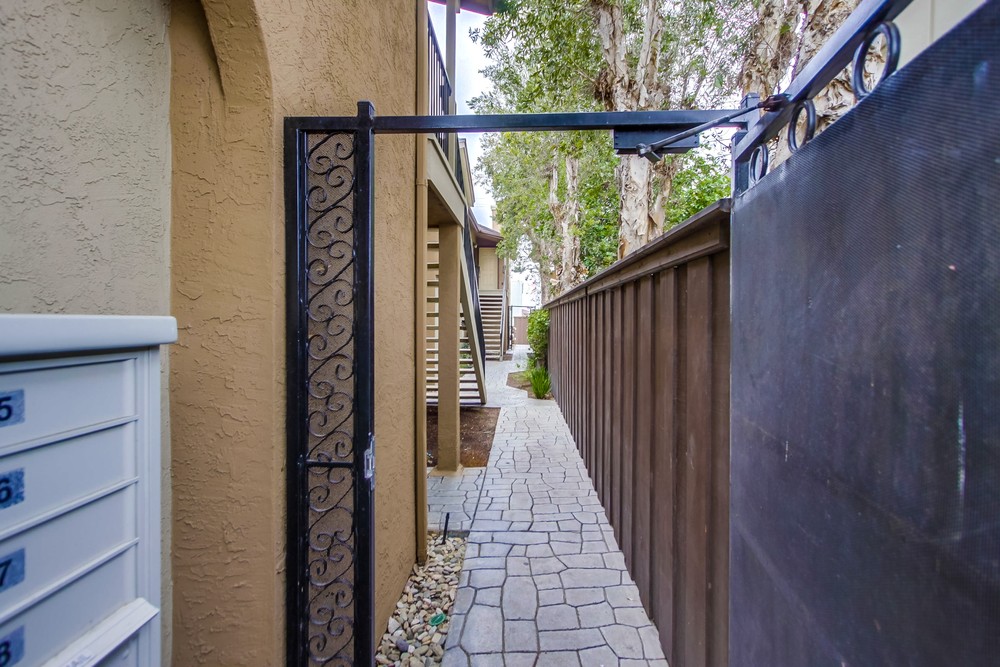 Virtual tour photo 10 of 43 for 4036 Utah St