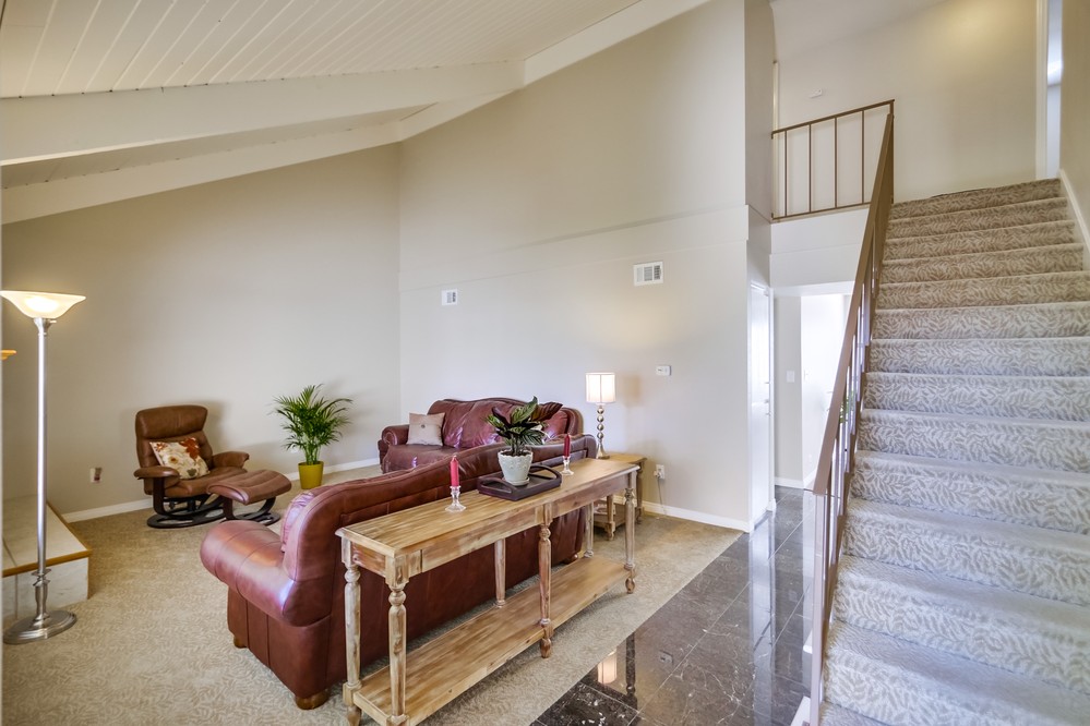 Virtual tour photo 6 of 44 for 4039 Raffee Drive