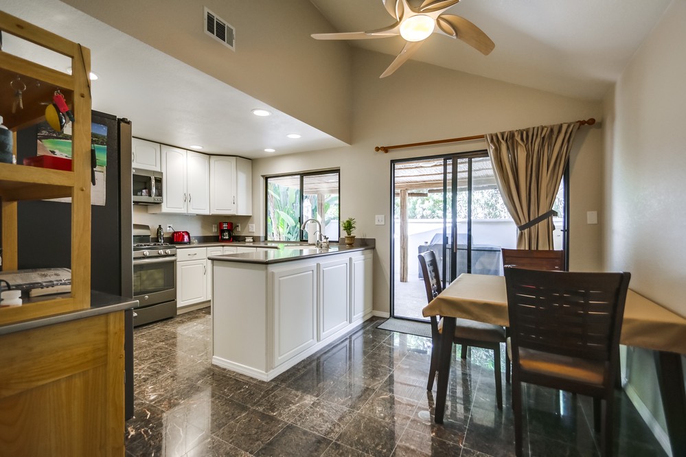 Virtual tour photo 16 of 44 for 4039 Raffee Drive