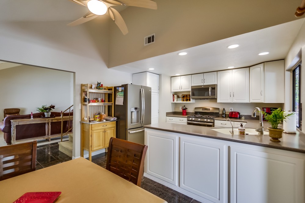 Virtual tour photo 18 of 44 for 4039 Raffee Drive