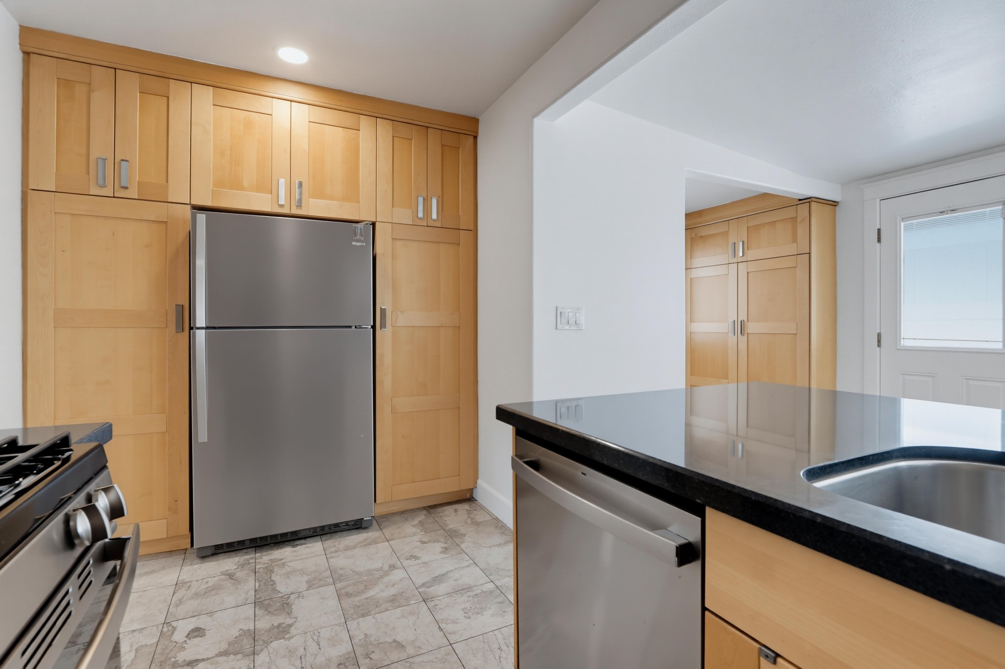 Virtual tour photo 23 of 54 for 404 N Diana Pl