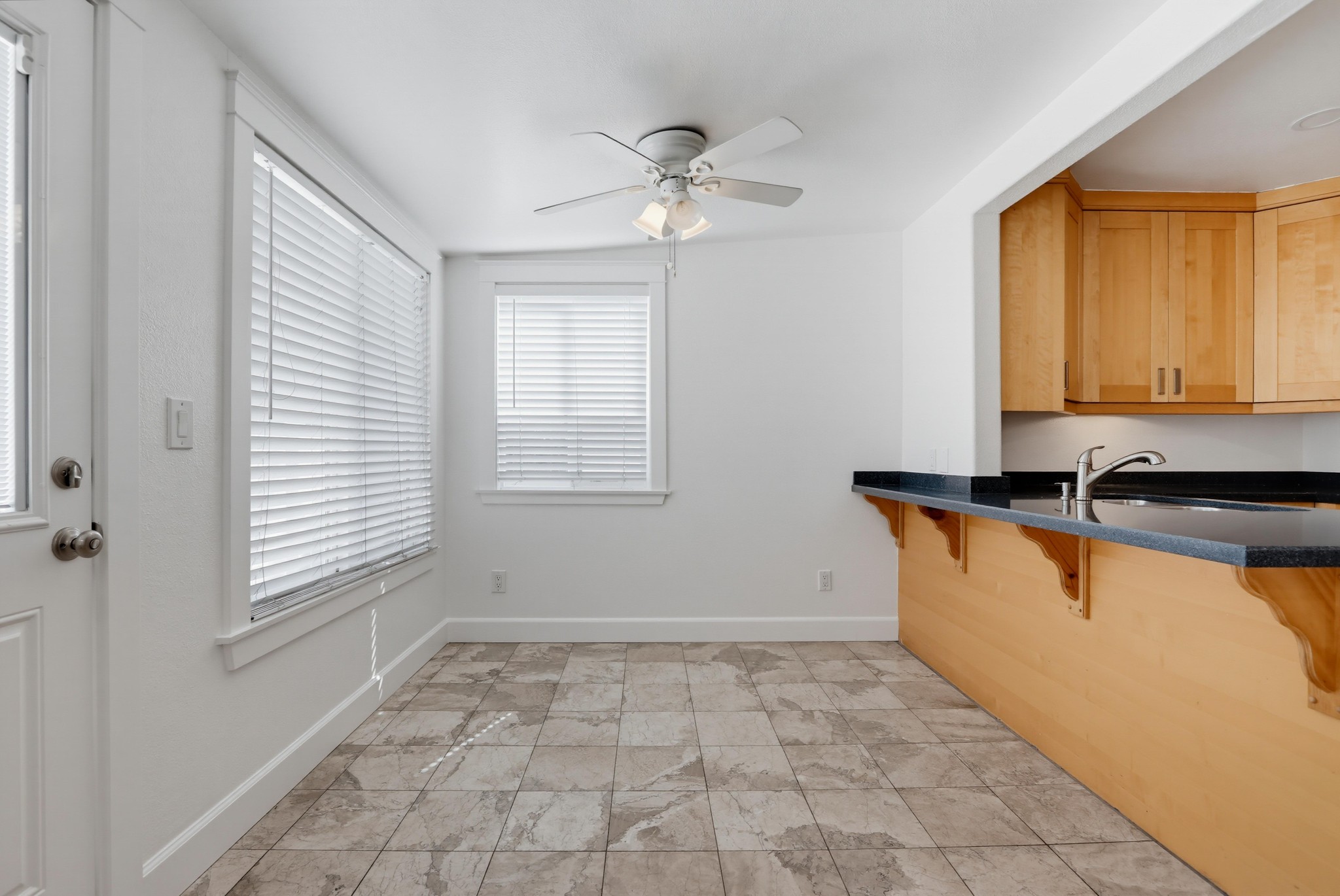 Virtual tour photo 25 of 54 for 404 N Diana Pl