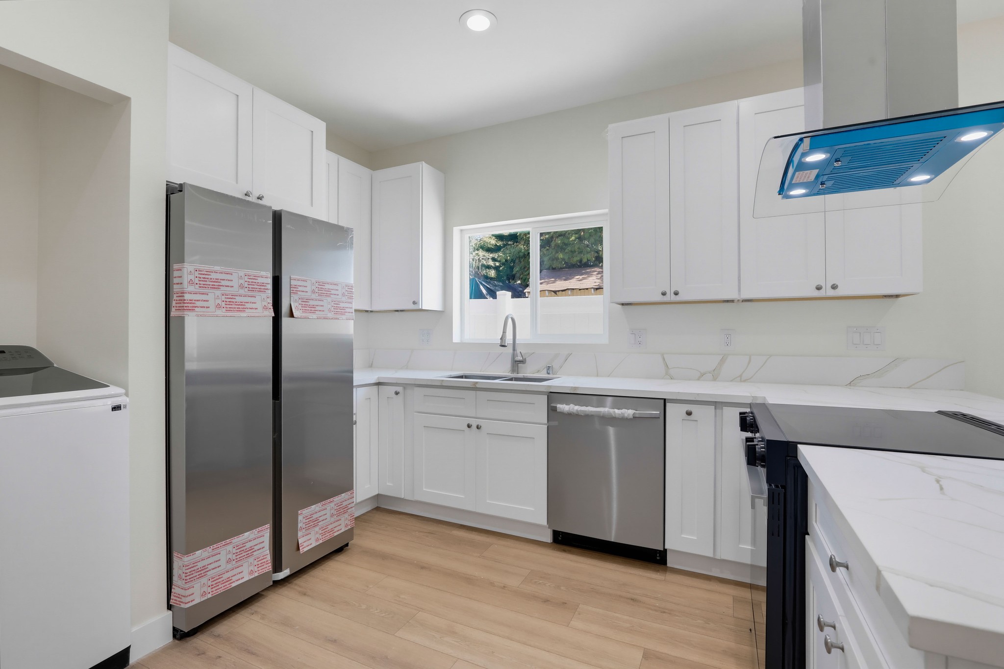 Virtual tour photo 13 of 35 for 404 N Diana Pl