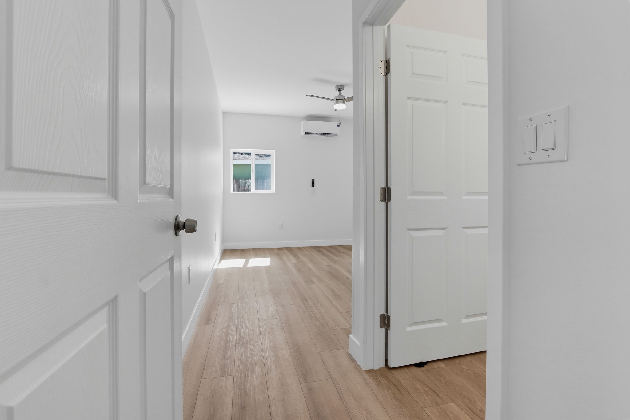 Virtual tour photo 20 of 35 for 404 N Diana Pl