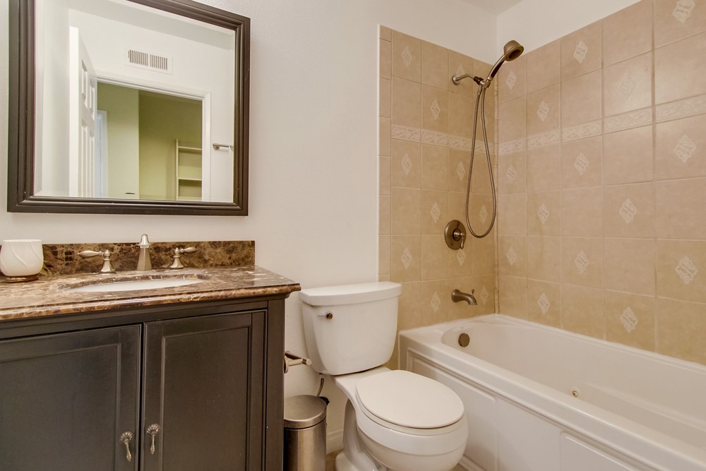 Virtual tour photo 36 of 45 for 4040 Porte De Palmas