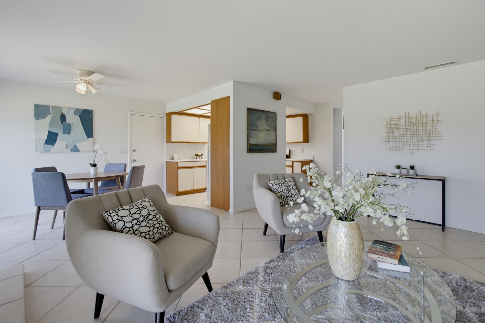 Virtual tour photo 8 of 38 for 4041 Appleton St