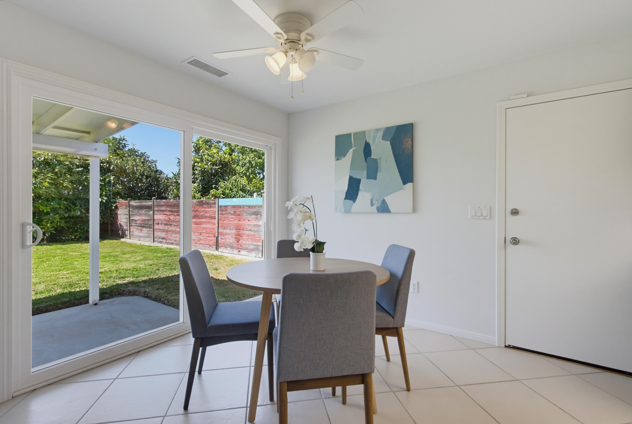 Virtual tour photo 9 of 38 for 4041 Appleton St