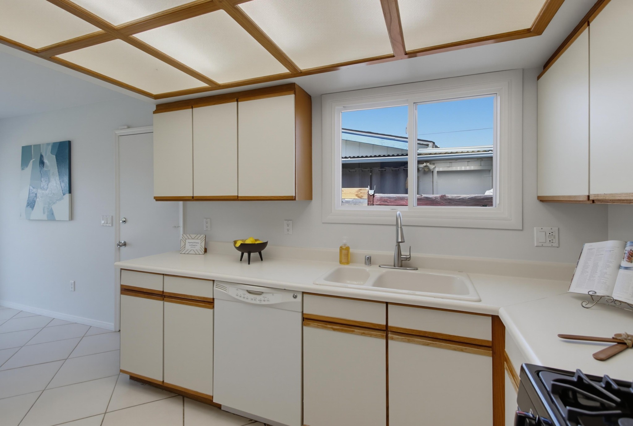 Virtual tour photo 15 of 38 for 4041 Appleton St