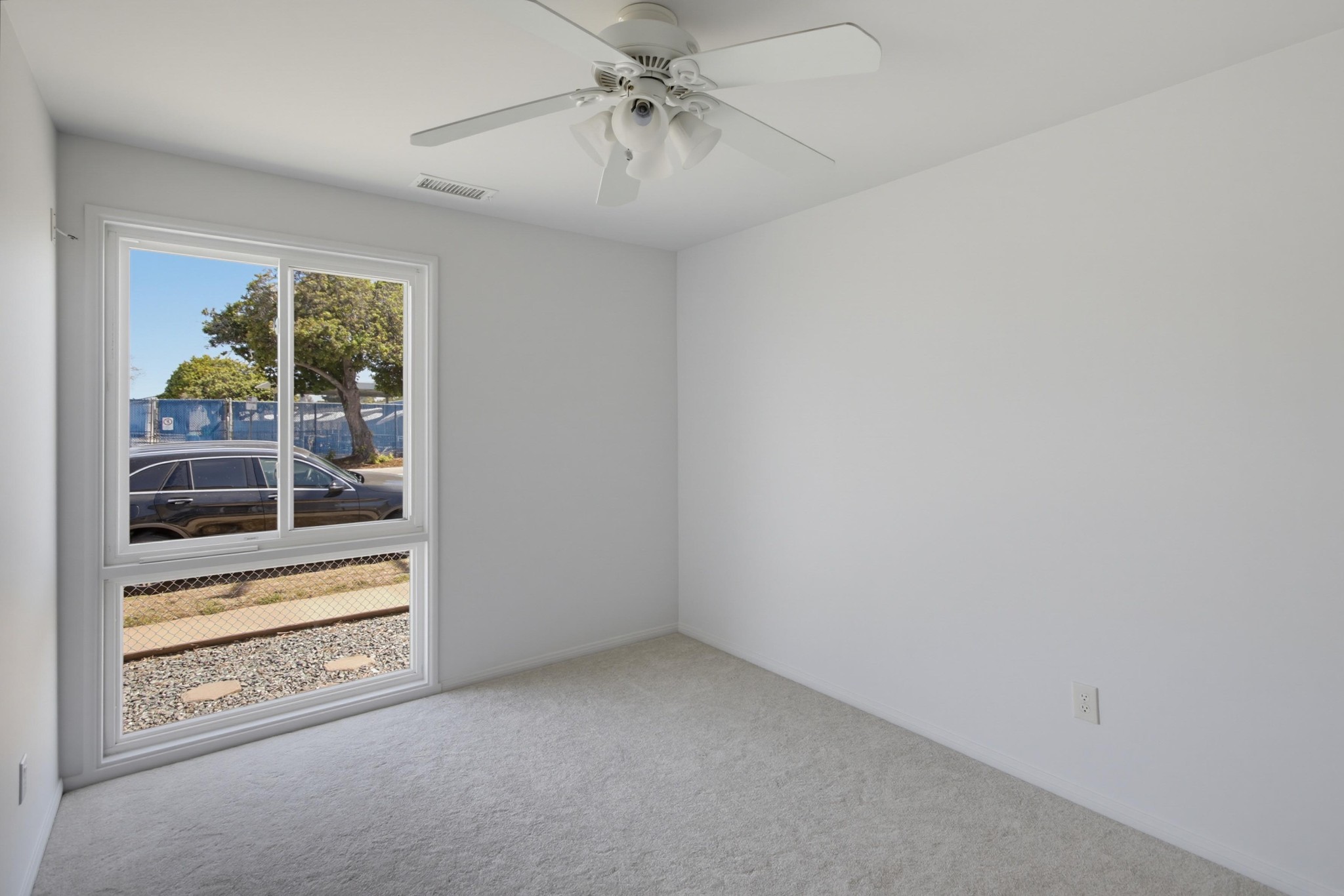 Virtual tour photo 21 of 38 for 4041 Appleton St