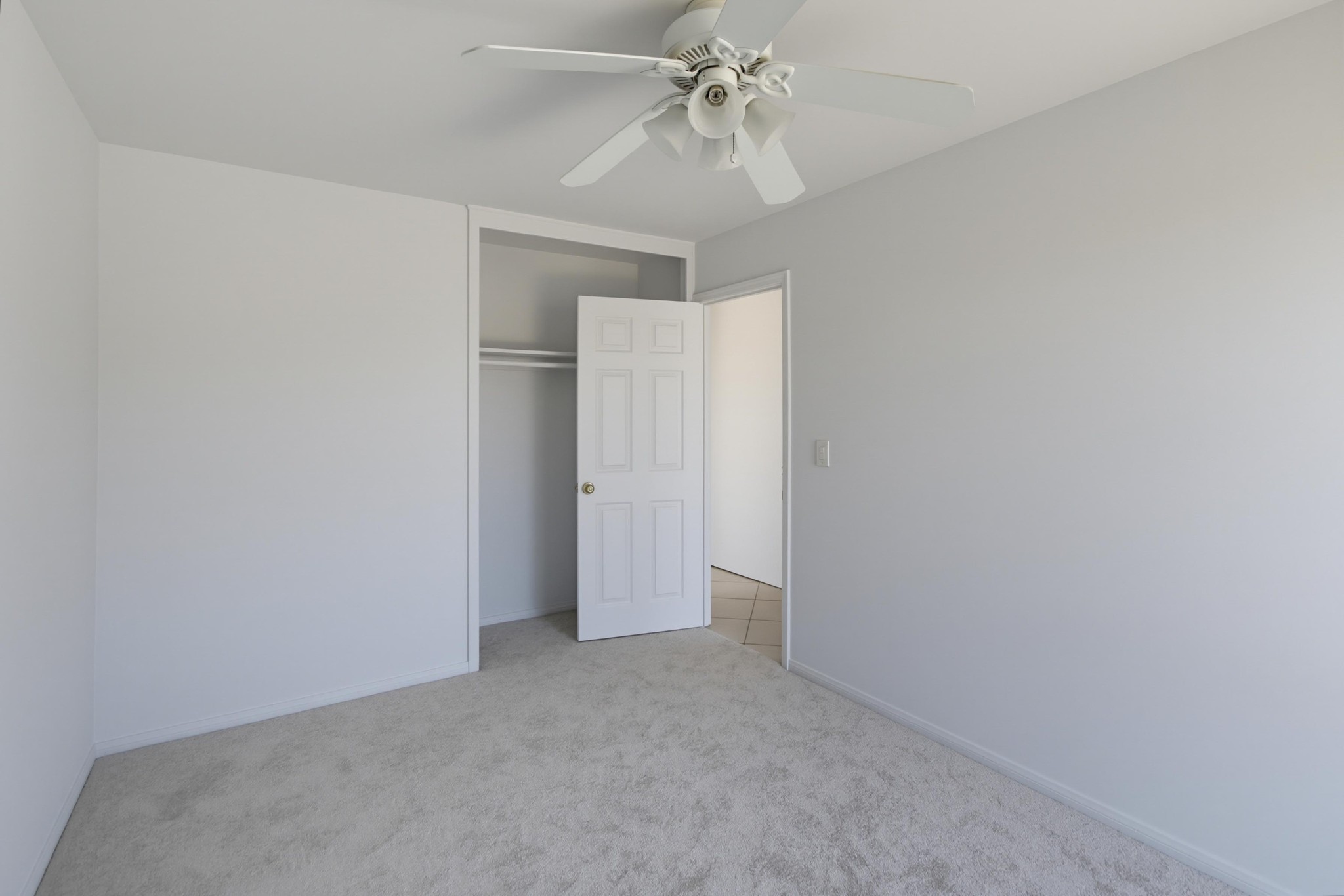 Virtual tour photo 22 of 38 for 4041 Appleton St