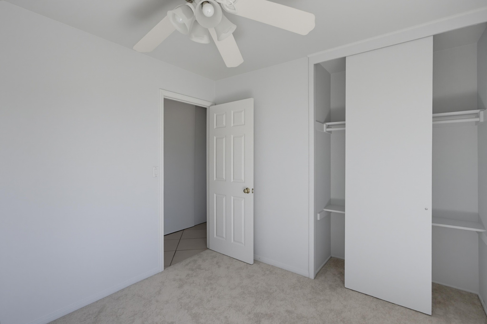 Virtual tour photo 25 of 38 for 4041 Appleton St