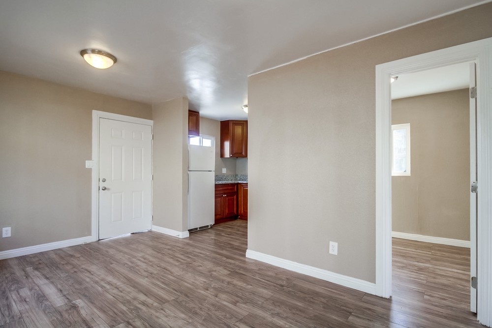 Virtual tour photo 13 of 30 for 4043 National Ave