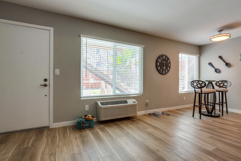 Virtual tour photo 8 of 67 for 4044 32nd St