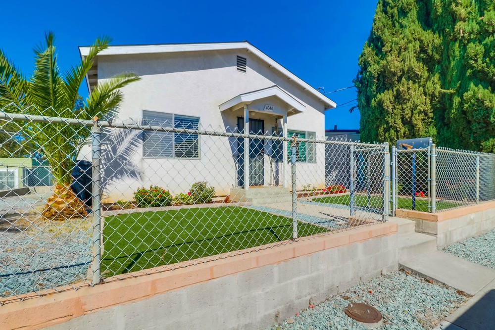 Virtual tour photo 4 of 27 for 4044 Manzanita Dr