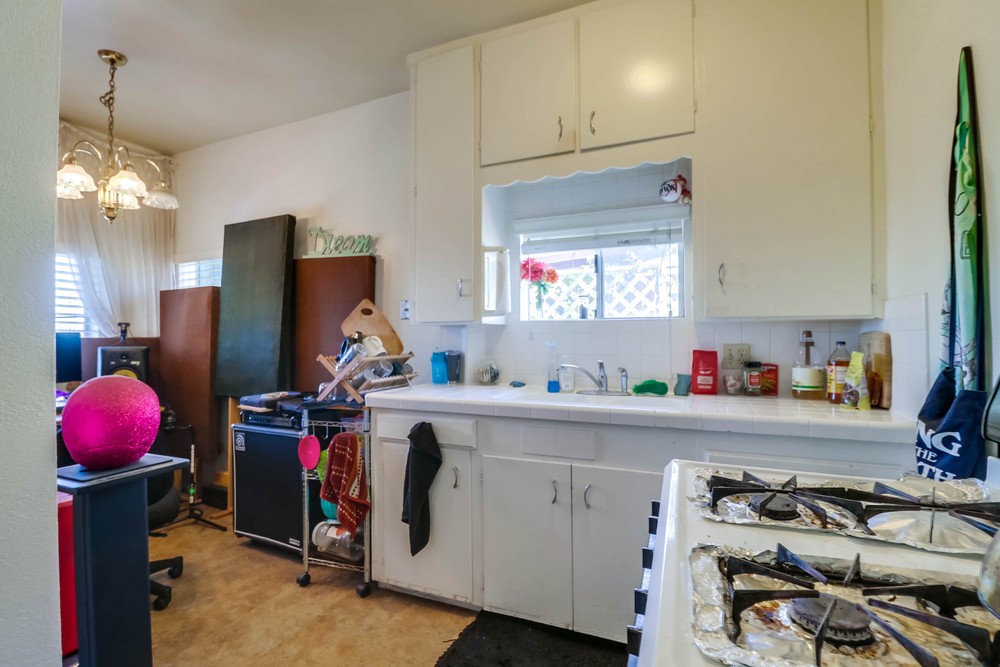 Virtual tour photo 12 of 27 for 4044 Manzanita Dr