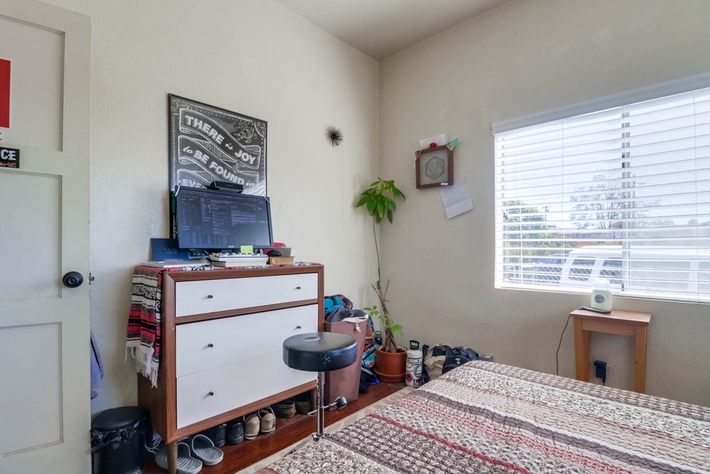 Virtual tour photo 19 of 27 for 4044 Manzanita Dr