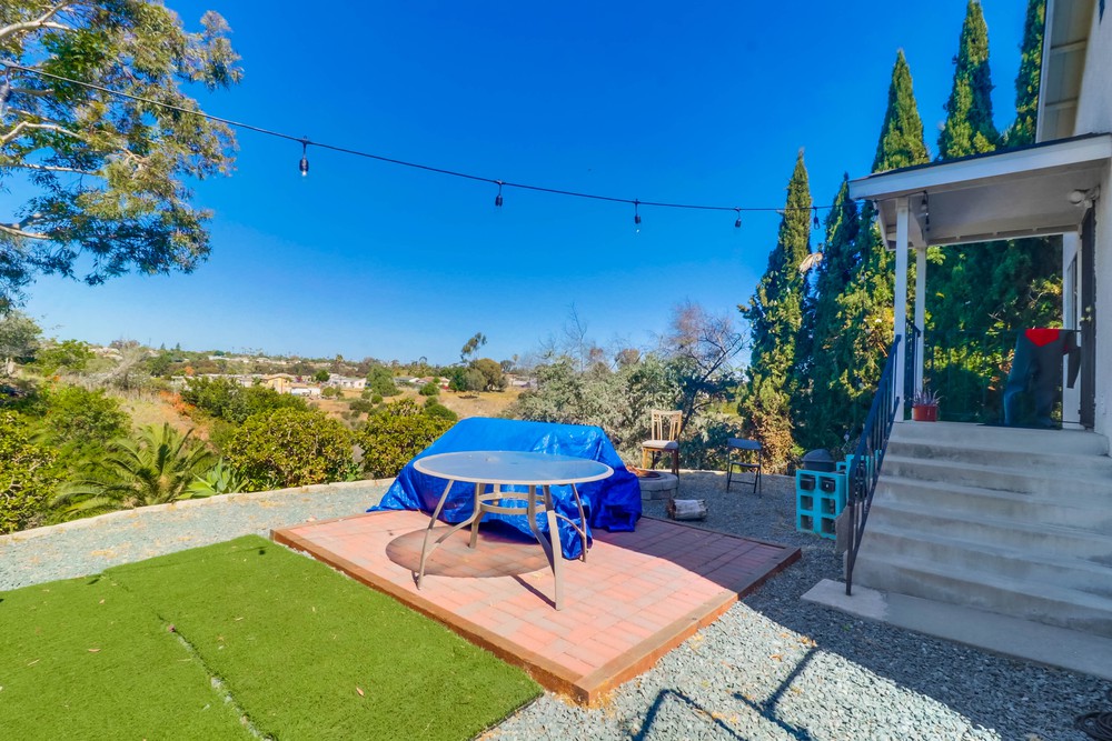 Virtual tour photo 23 of 27 for 4044 Manzanita Dr
