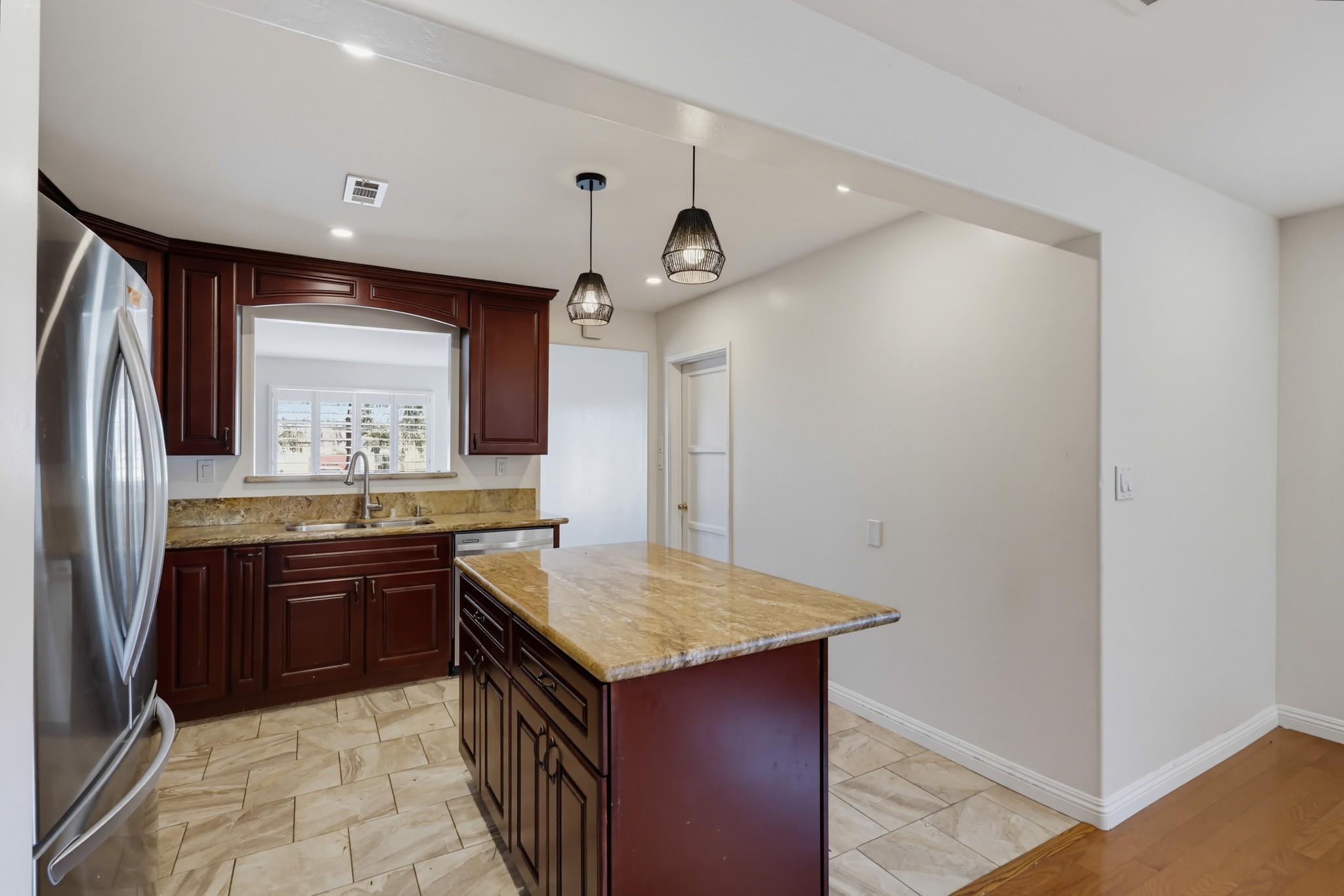 Virtual tour photo 16 of 51 for 4044 Vista Grande Dr