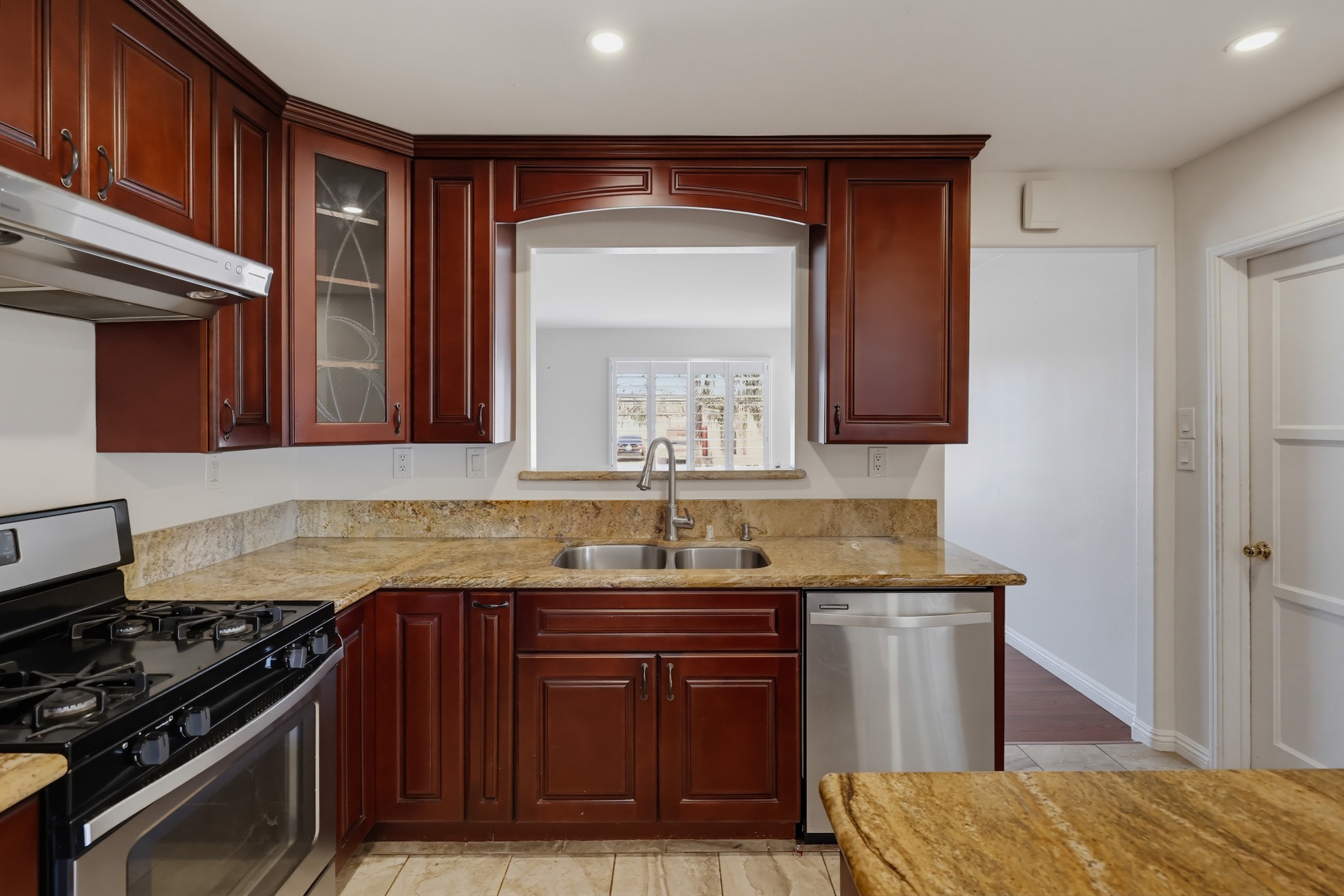 Virtual tour photo 20 of 51 for 4044 Vista Grande Dr
