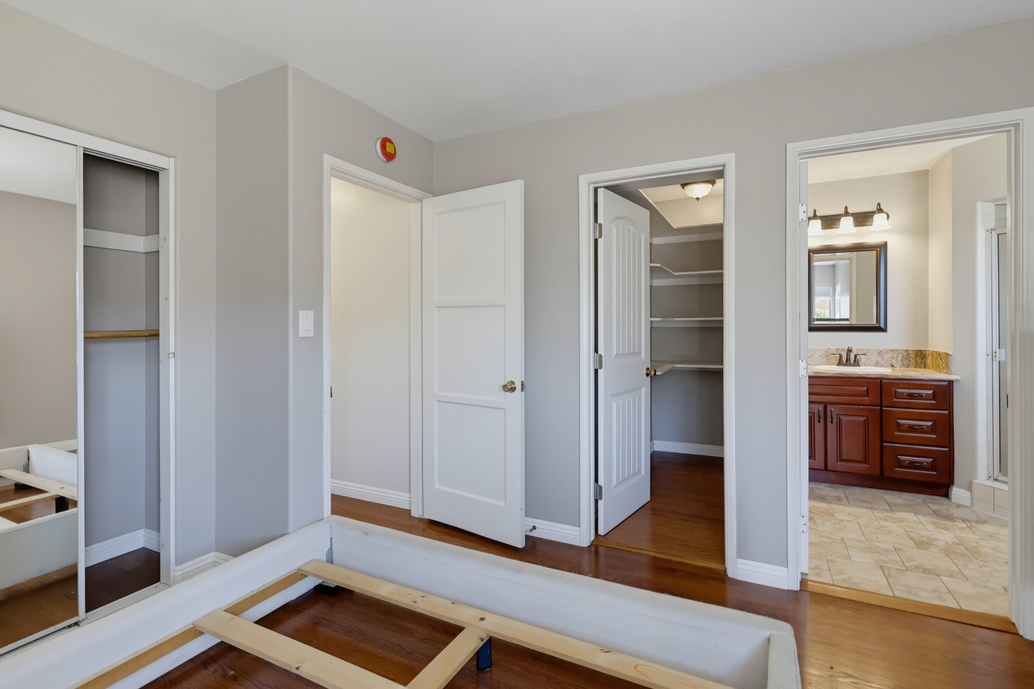 Virtual tour photo 26 of 51 for 4044 Vista Grande Dr