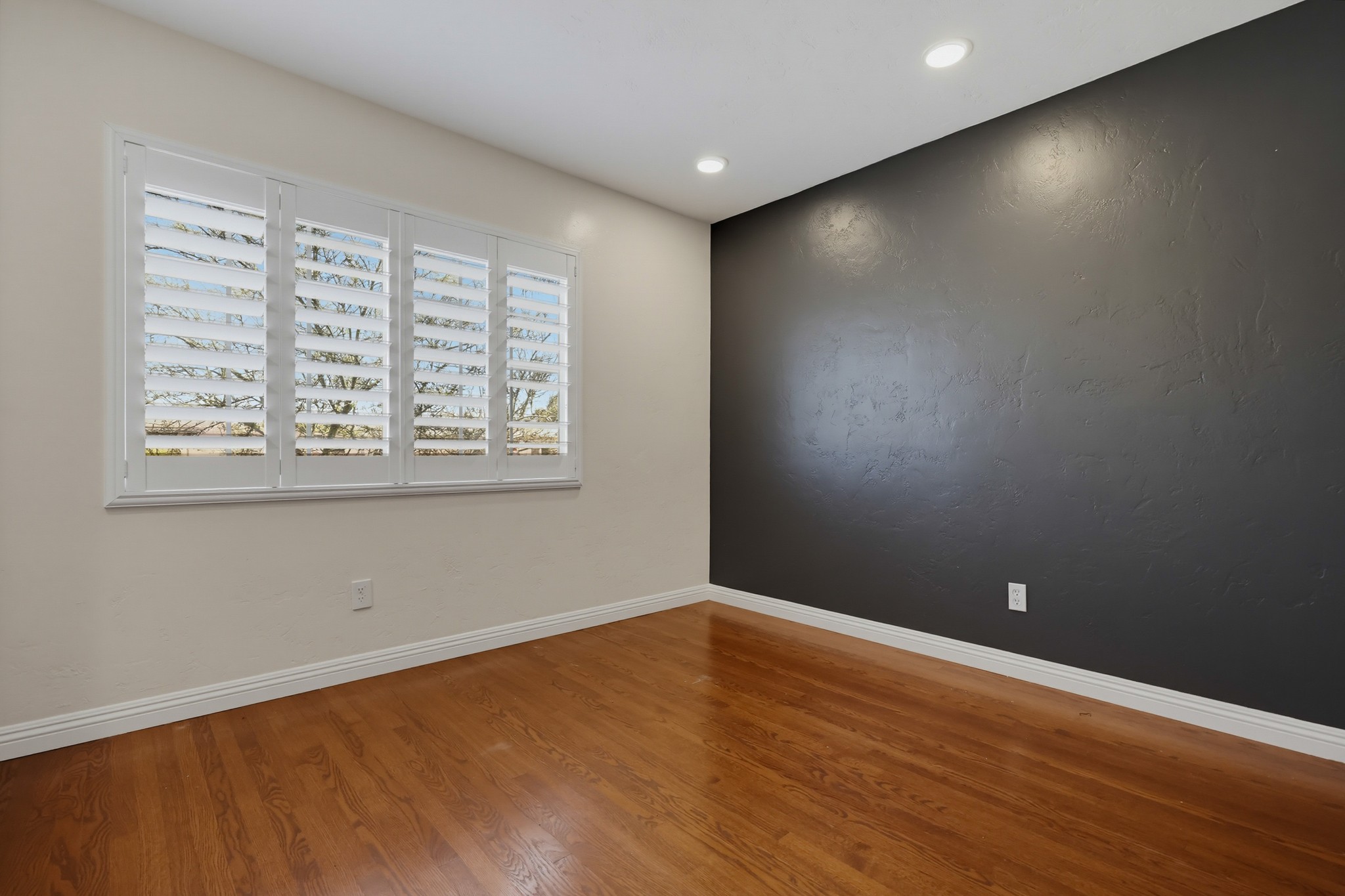 Virtual tour photo 29 of 51 for 4044 Vista Grande Dr