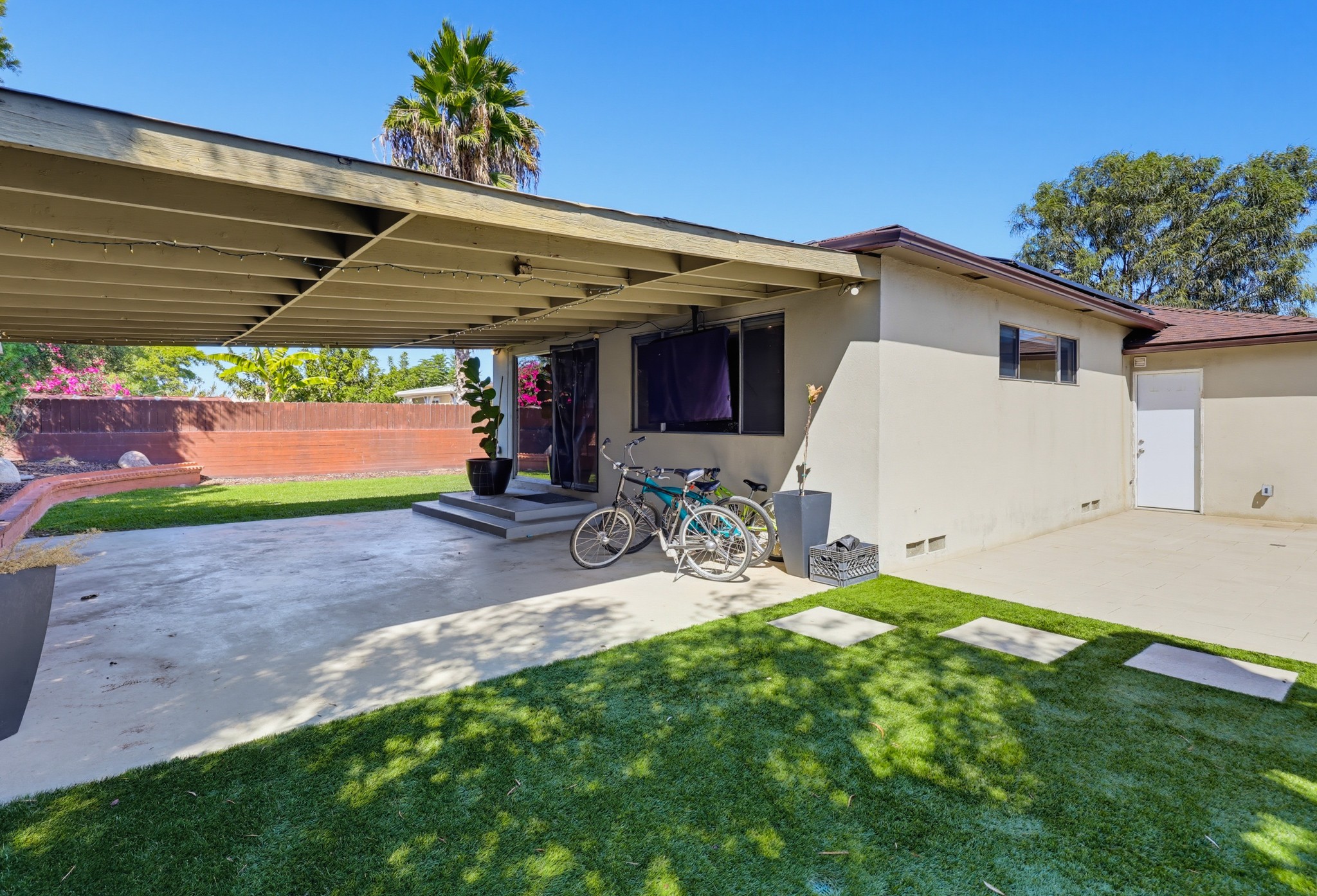 Virtual tour photo 40 of 51 for 4044 Vista Grande Dr