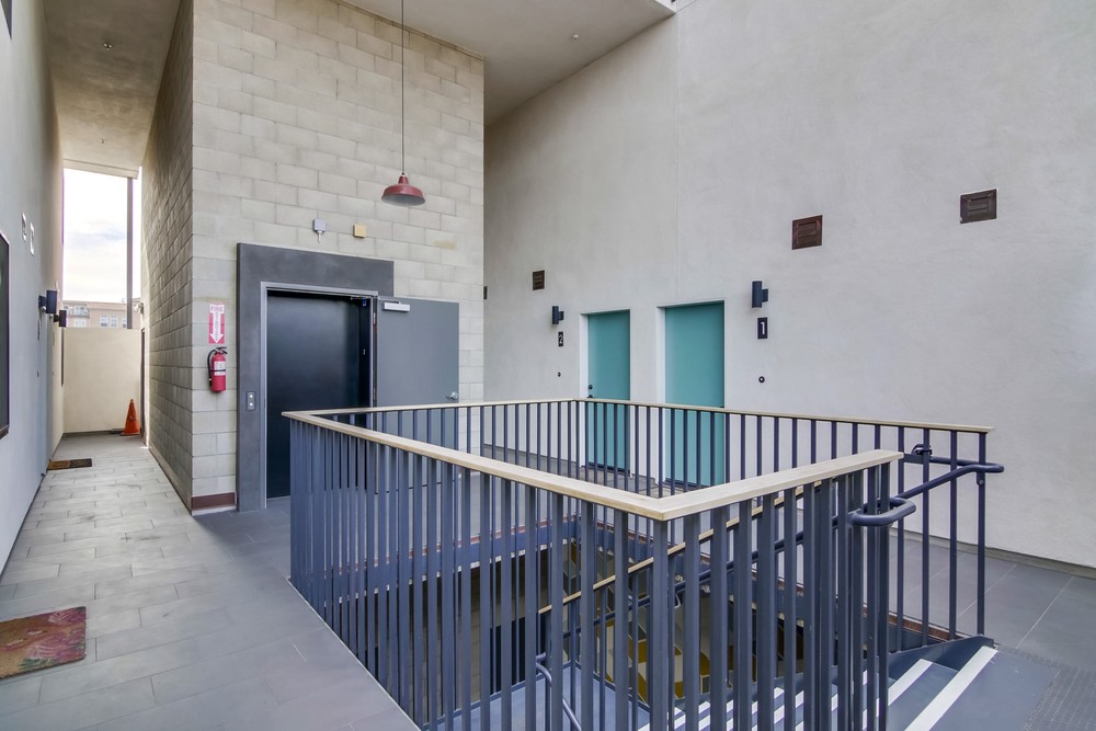 Virtual tour photo 8 of 30 for 4045 30th St #1