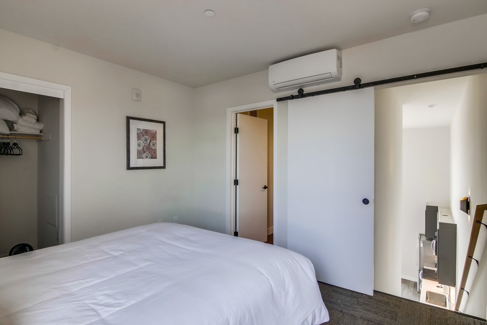 Virtual tour photo 23 of 30 for 4045 30th St #1