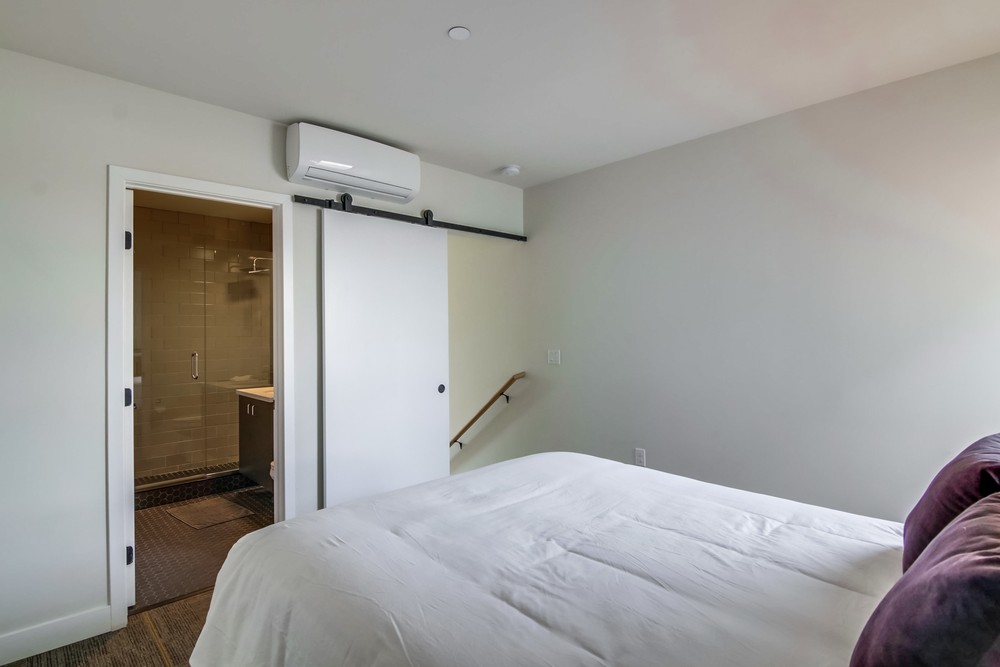 Virtual tour photo 24 of 30 for 4045 30th St #1