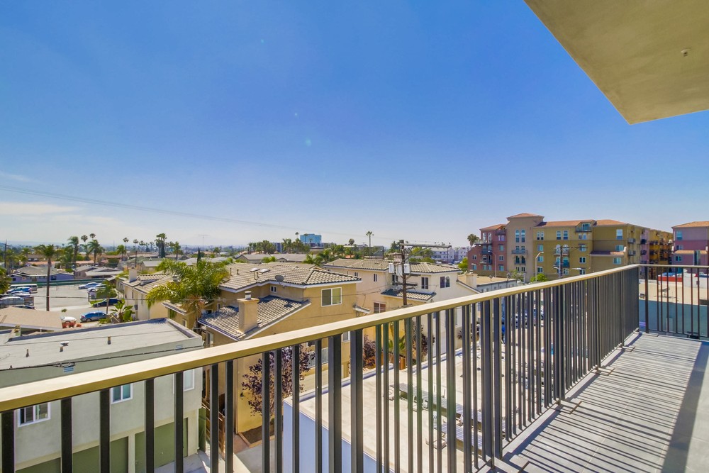 Virtual tour photo 31 of 33 for 4045 30th St #10