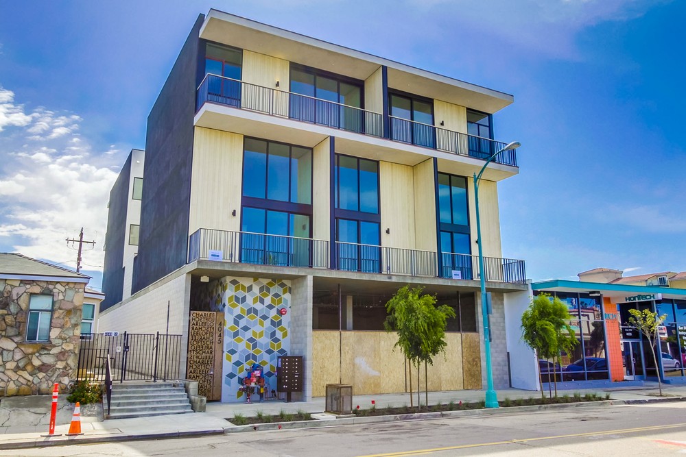 Virtual tour photo 1 of 13 for 4045 30th St