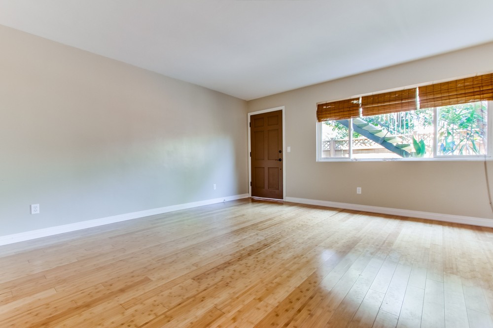 Virtual tour photo 15 of 27 for 4045 Illinois Street #3