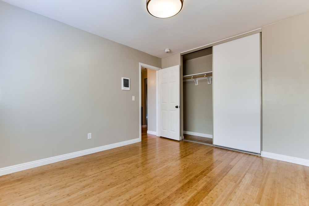 Virtual tour photo 24 of 27 for 4045 Illinois Street #3