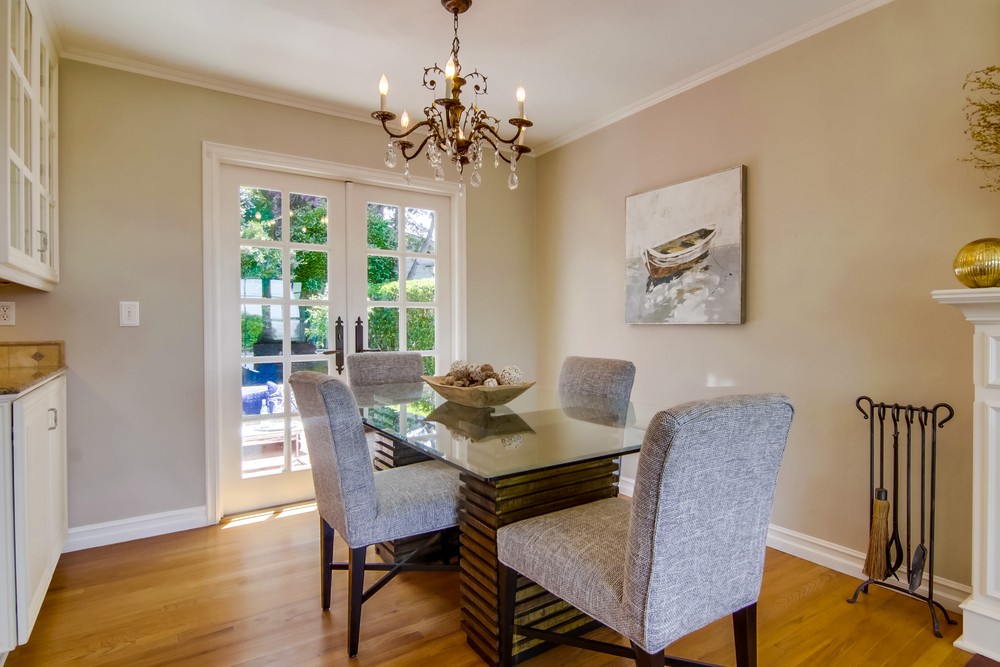 Virtual tour photo 21 of 48 for 4045 Narragansett Ave