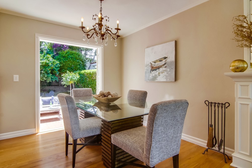 Virtual tour photo 22 of 48 for 4045 Narragansett Ave