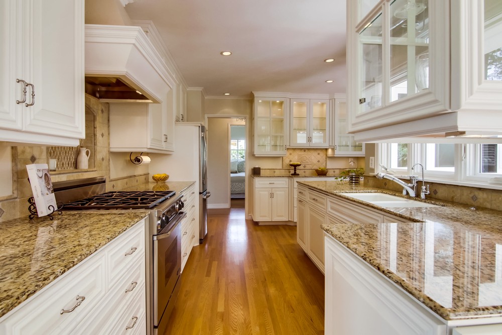 Virtual tour photo 24 of 48 for 4045 Narragansett Ave