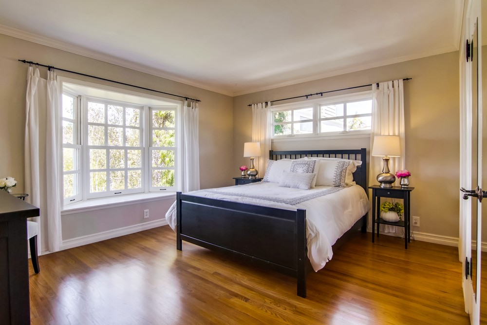 Virtual tour photo 32 of 48 for 4045 Narragansett Ave