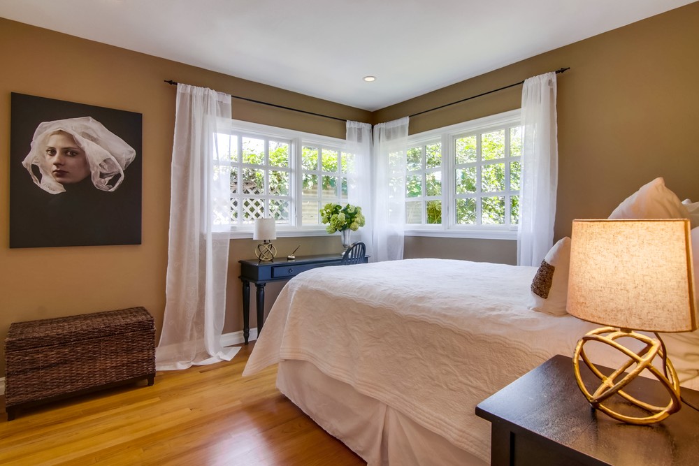 Virtual tour photo 39 of 48 for 4045 Narragansett Ave