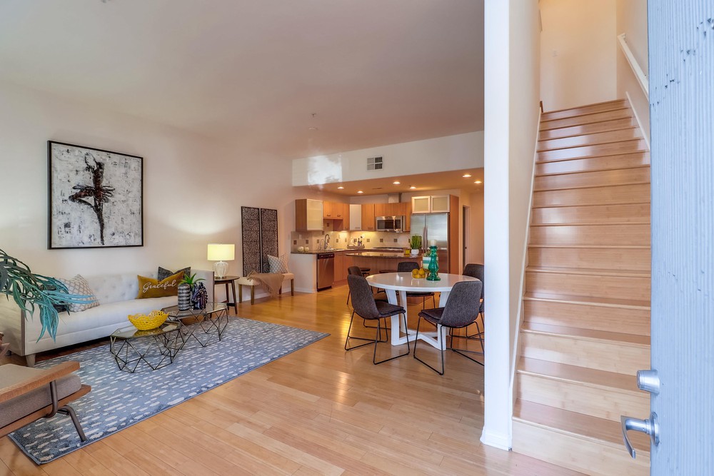 Virtual tour photo 6 of 51 for 4047 1st Ave