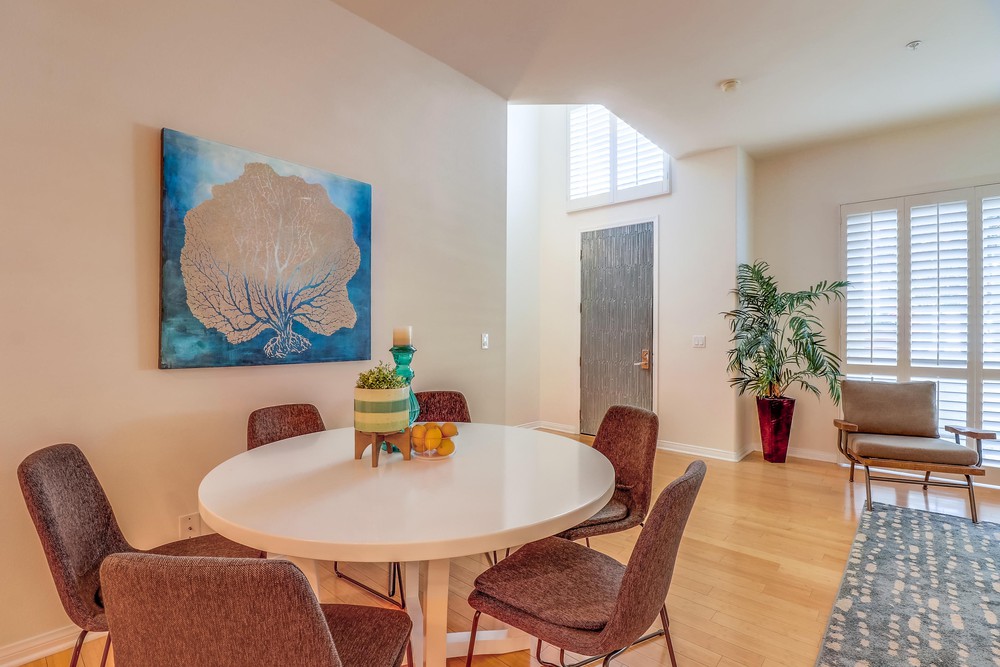 Virtual tour photo 12 of 51 for 4047 1st Ave