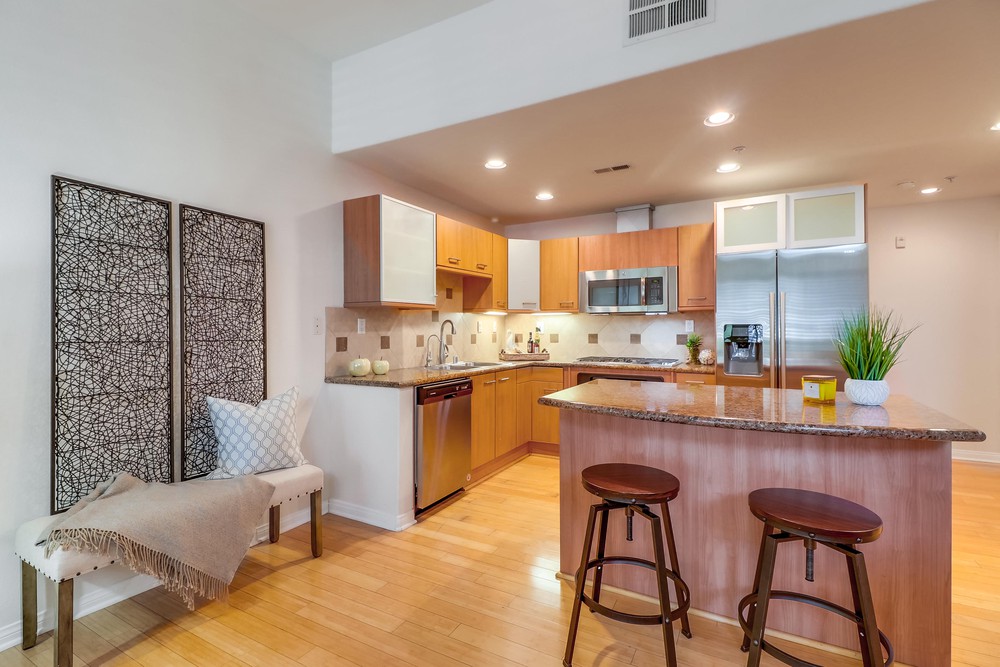 Virtual tour photo 15 of 51 for 4047 1st Ave