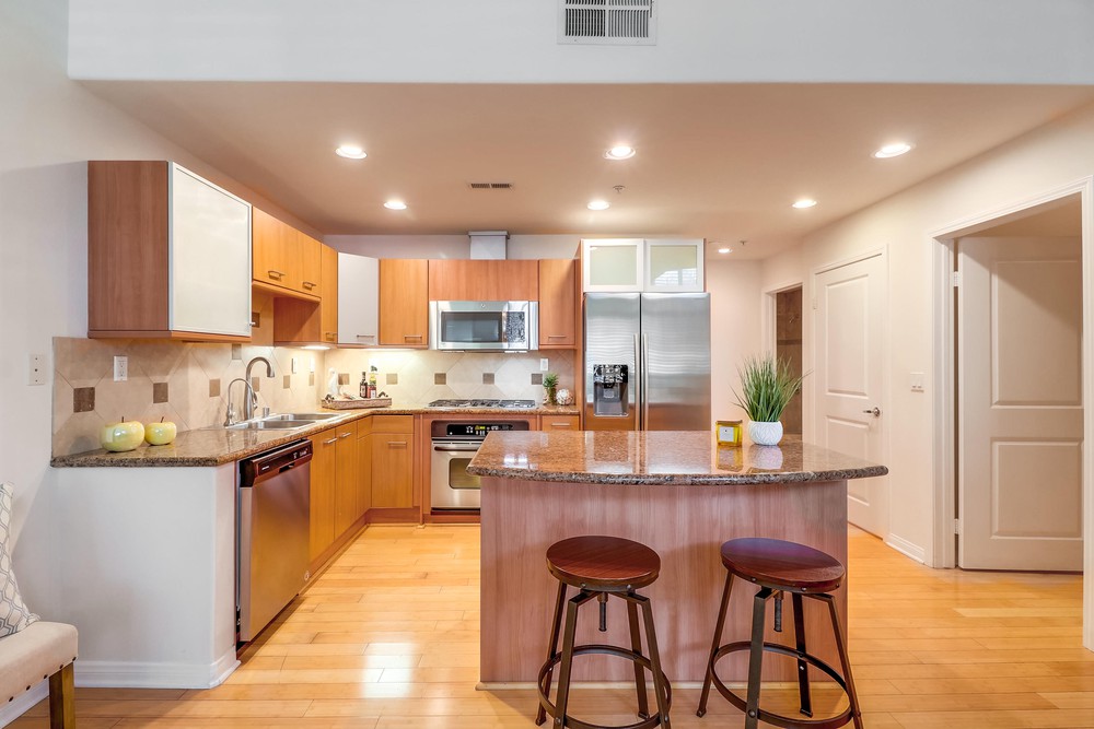 Virtual tour photo 16 of 51 for 4047 1st Ave