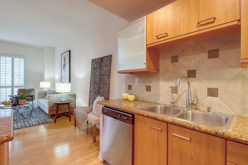 Virtual tour photo 25 of 51 for 4047 1st Ave