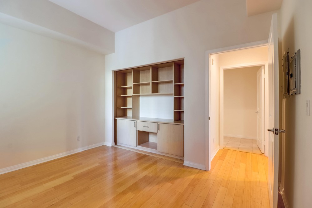 Virtual tour photo 27 of 51 for 4047 1st Ave