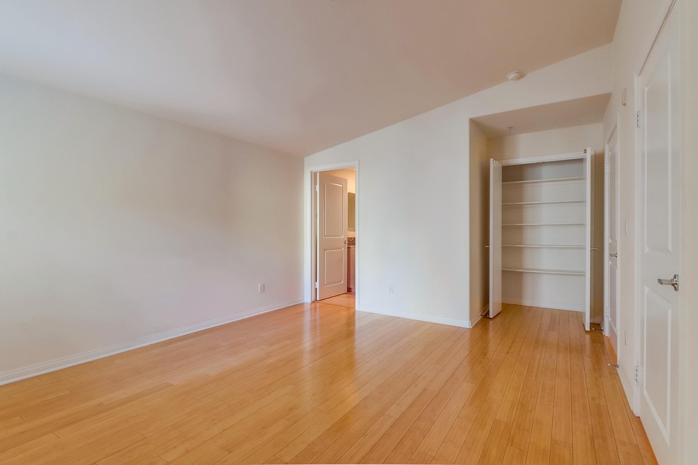 Virtual tour photo 40 of 51 for 4047 1st Ave