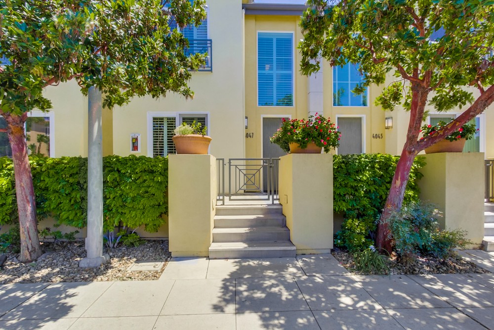 Virtual tour photo 3 of 39 for 4047 1st Ave