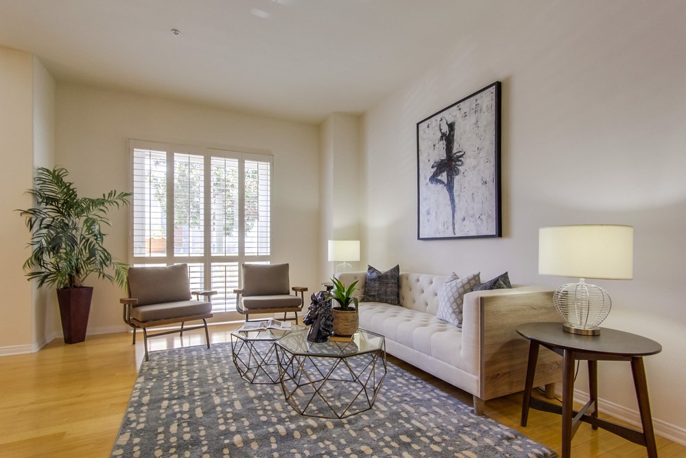 Virtual tour photo 9 of 39 for 4047 1st Ave